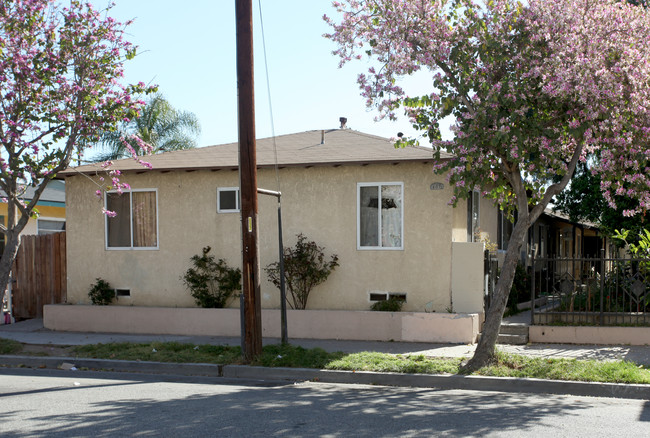 1024 Maine Ave in Long Beach, CA - Building Photo - Building Photo