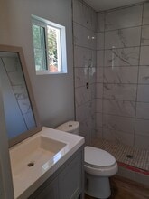 3530 Las Tunas Pl, Unit Aparment studio!! in Oxnard, CA - Building Photo - Building Photo
