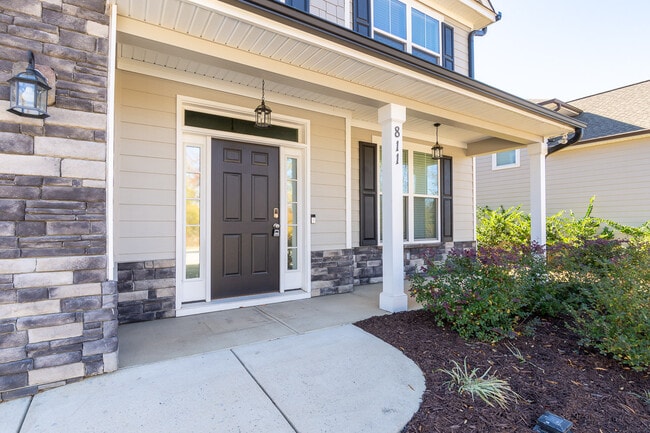 811 Lillian Pk Dr in Grovetown, GA - Building Photo - Building Photo