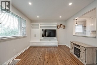 66 E 41st St in Hamilton, ON - Building Photo - Building Photo