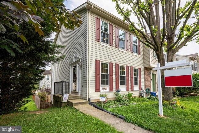5335 Hollowstone Cir in Rosedale, MD - Building Photo - Building Photo