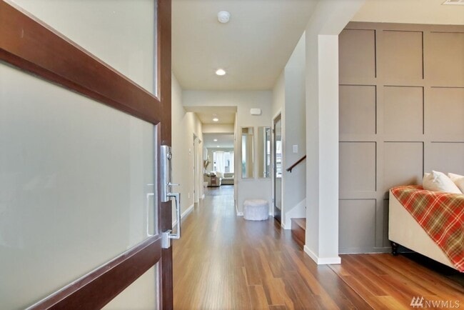 5611 Franklin Ave SE in Auburn, WA - Building Photo - Building Photo