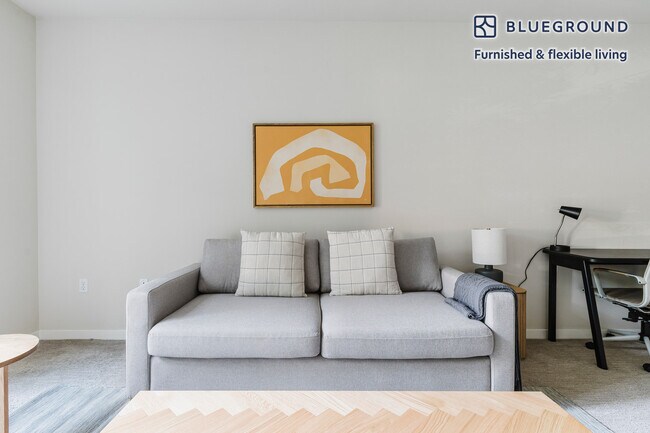 550 Moreland Way in Santa Clara, CA - Building Photo - Building Photo
