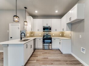 3636-3638 Frazier Ct in Euless, TX - Building Photo - Building Photo