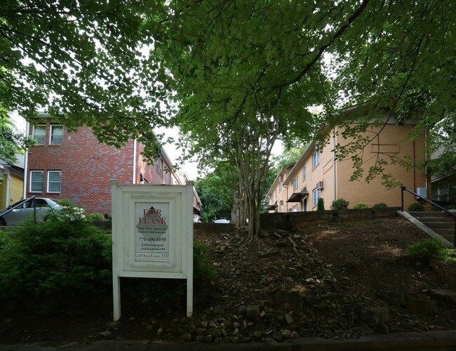 780-786 Saint Charles Ave NE in Atlanta, GA - Foto de edificio - Building Photo