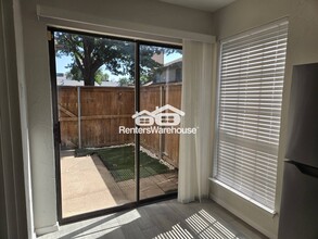 5626 Preston Oaks Rd in Dallas, TX - Building Photo - Building Photo