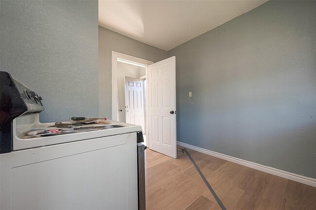 property at 4704 Farmer St