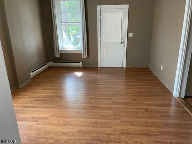 188 Spring St in Newton, NJ - Building Photo - Building Photo