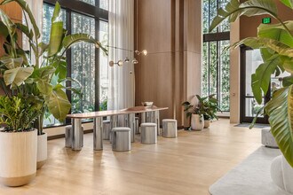Forma Miami in Miami, FL - Building Photo - Lobby