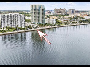 1601 S Flagler Dr in West Palm Beach, FL - Building Photo - Building Photo