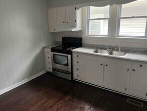 302 McCoy St in Raceland, KY - Building Photo - Building Photo