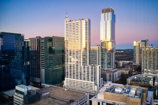 360 Condominiums in Austin, TX - Building Photo
