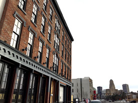 Turner Bros. Lofts Apartments