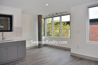 235 Meeting St in Providence, RI - Building Photo - Building Photo