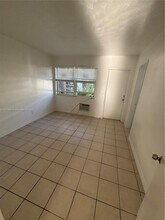 610 NE 12th Ave-Unit -2 in Fort Lauderdale, FL - Building Photo - Building Photo