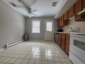 2217 NY-300 in Wallkill, NY - Building Photo - Building Photo