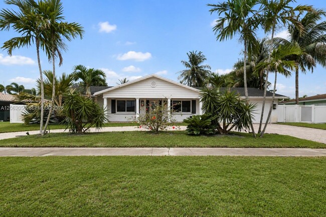 6000 SW 17th St