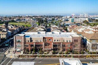 Liner at Alameda Landing in Alameda, CA - Building Photo - Building Photo