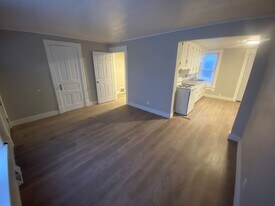 1207 Harvey St in Green Bay, WI - Building Photo