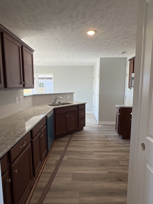 201 Meadowbrook in Shelbyville, TN - Building Photo - Building Photo