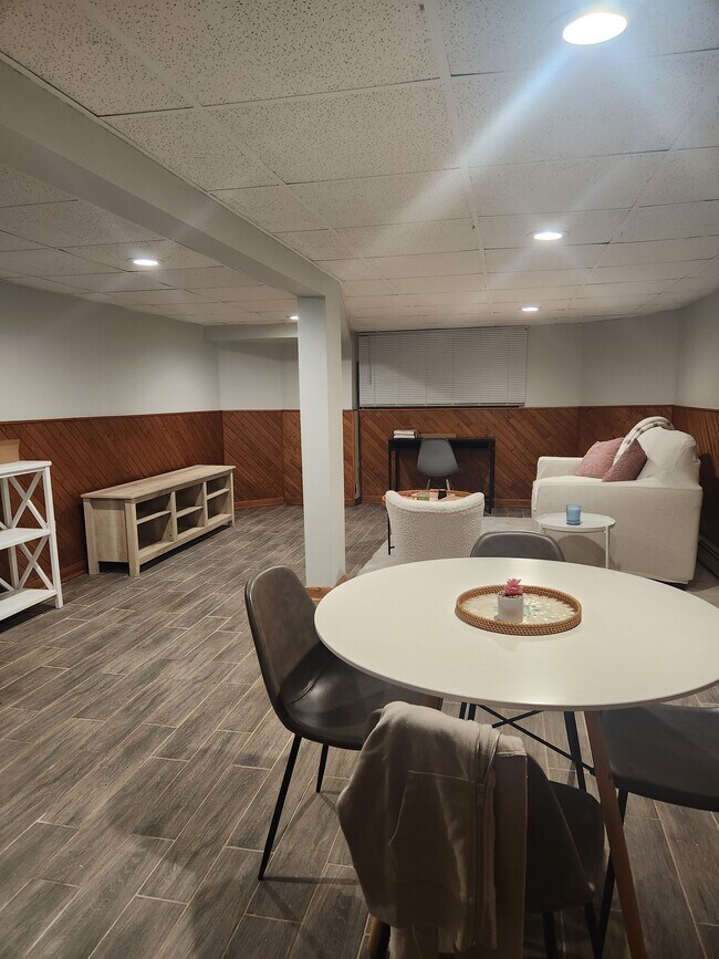 5848 N Merrimac Ave, Unit Garden in Chicago, IL - Foto de edificio - Building Photo