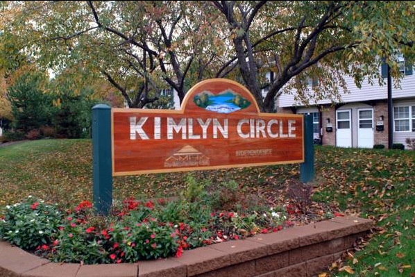 Kimlyn Circle Apartments in Akron, OH - Building Photo