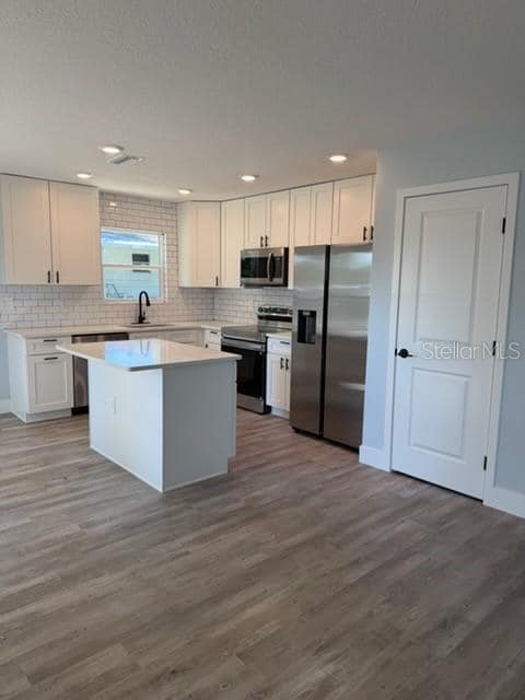 521 Skyline Dr E in Lakeland, FL - Building Photo - Building Photo