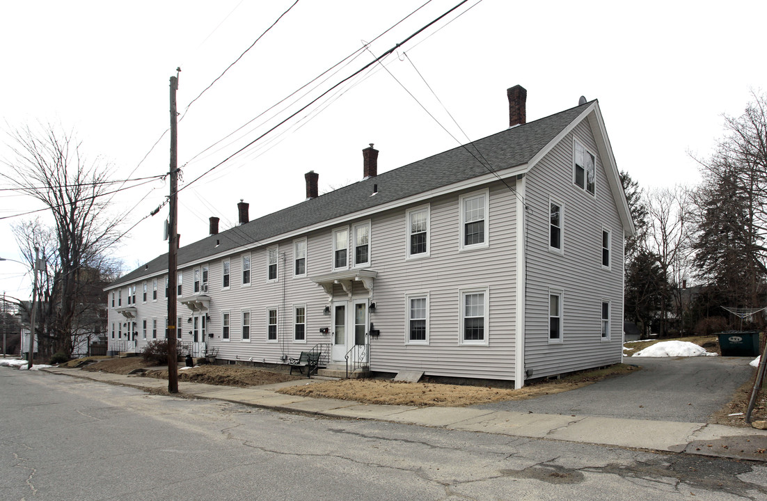 7-17 High St in Whitinsville, MA - Building Photo