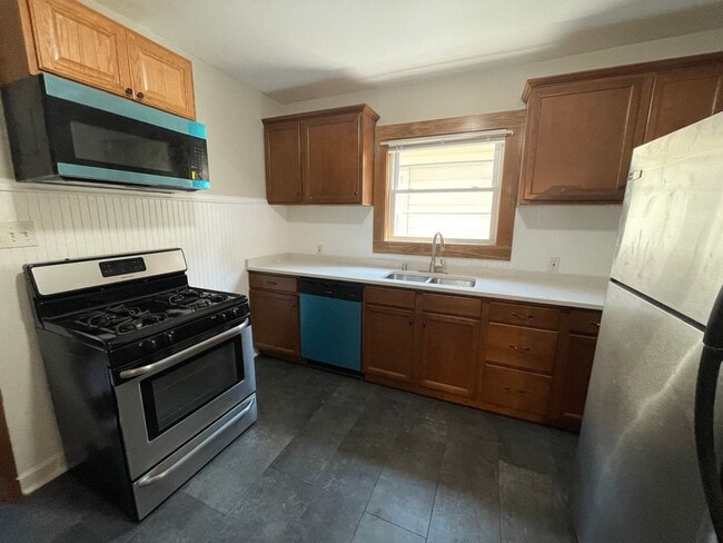 property at 2920 N Bremen St