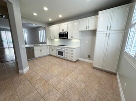 672 Craftsman Cir in Brea, CA - Building Photo - Building Photo