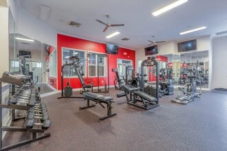 The Reserve at Cary Park in Cary, NC - Foto de edificio - Building Photo