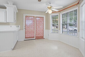 28736 Waikiki Ln in Montgomery, TX - Building Photo - Building Photo