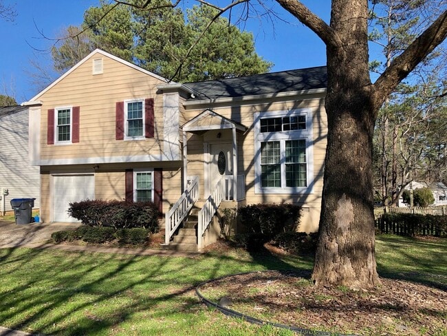 property at 2866 Cotton Field Rd NW