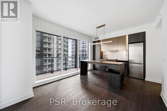 70 Ordnance St in Toronto, ON - Building Photo - Building Photo