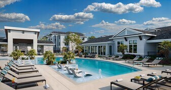 Monteverde in San Antonio, TX - Building Photo