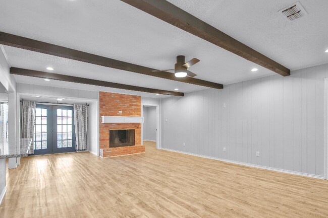 6907 Avenue W in Lubbock, TX - Building Photo - Building Photo