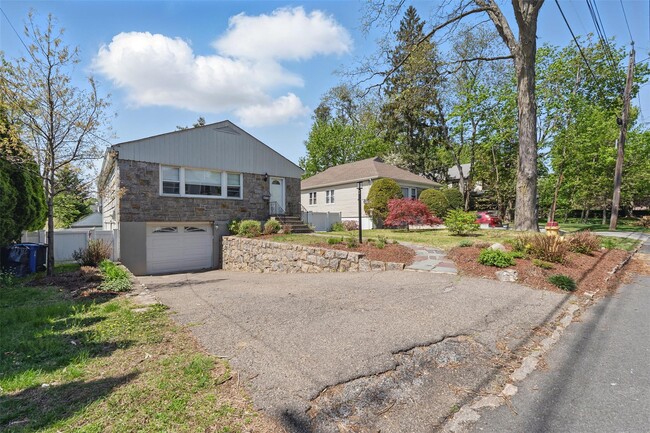 property at 141 Lyons Rd
