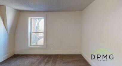 325 E Hillsdale St in Lansing, MI - Building Photo - Building Photo