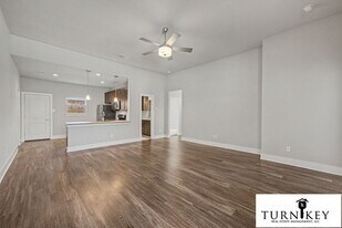 225 Stewart Bend Ct in Azle, TX - Building Photo