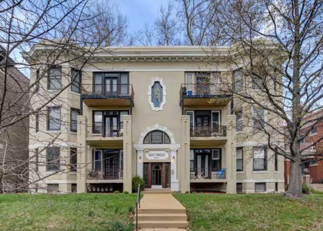 6031 Waterman Blvd, Unit B in St. Louis, MO - Building Photo - Building Photo