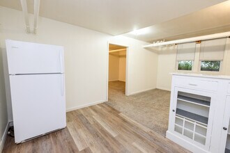 James Apartments | 2886 in Minneapolis, MN - Building Photo - Building Photo