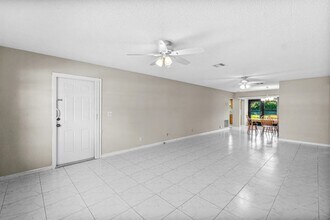 4640 Rosewood Tree Ct in Boynton Beach, FL - Building Photo - Building Photo