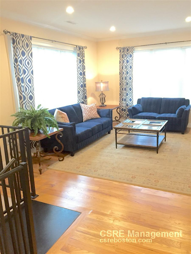 64 Litchfield St, Unit 1
