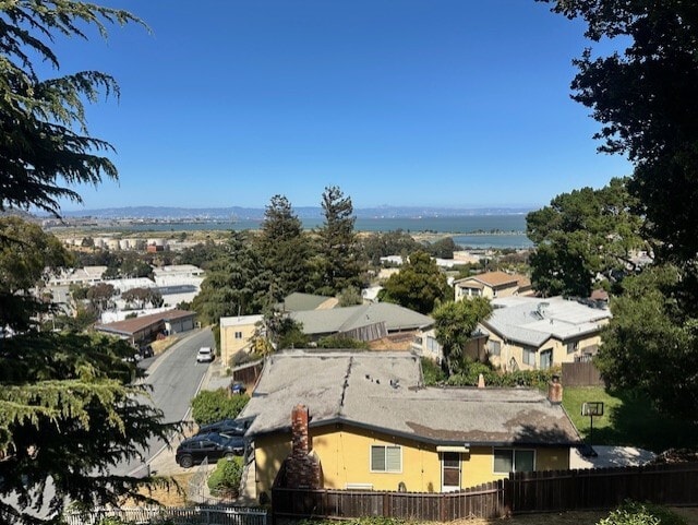 253 Humboldt Rd in Brisbane, CA - Building Photo - Building Photo