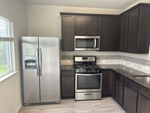 159 Frasier Dr in San Marcos, TX - Building Photo - Building Photo
