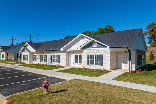 Marshall Crossing - Senior Housing in Marshall, TX - Building Photo - Building Photo