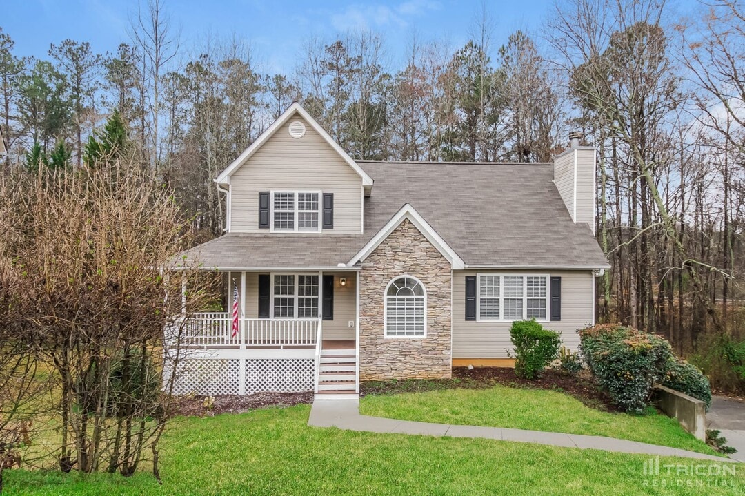 2144 Shadygrove Walk in Austell, GA - Building Photo