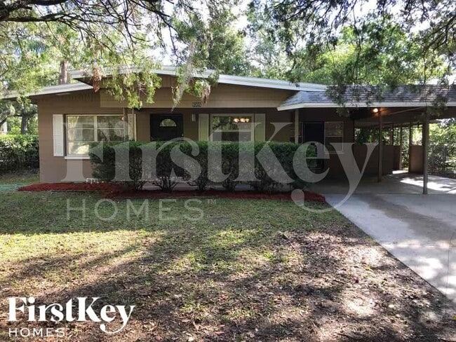 property at 9305 N Forest Hills Dr
