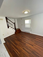 4017 Linden St in Allentown, PA - Foto de edificio - Building Photo