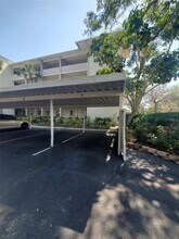 1524 Lakeview Rd, Unit 201 in Clearwater, FL - Building Photo - Building Photo